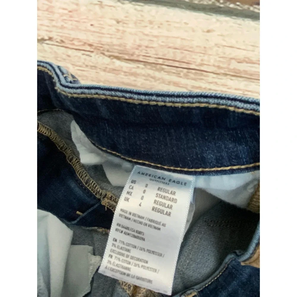 American Eagle Hi-Rise Jegging‎ Crop Dark Wash Raw Hem Jeans Size 0 Regular